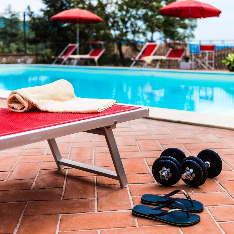Agriturismo La Ghiraia サンタ・ルーチェ エクステリア 写真