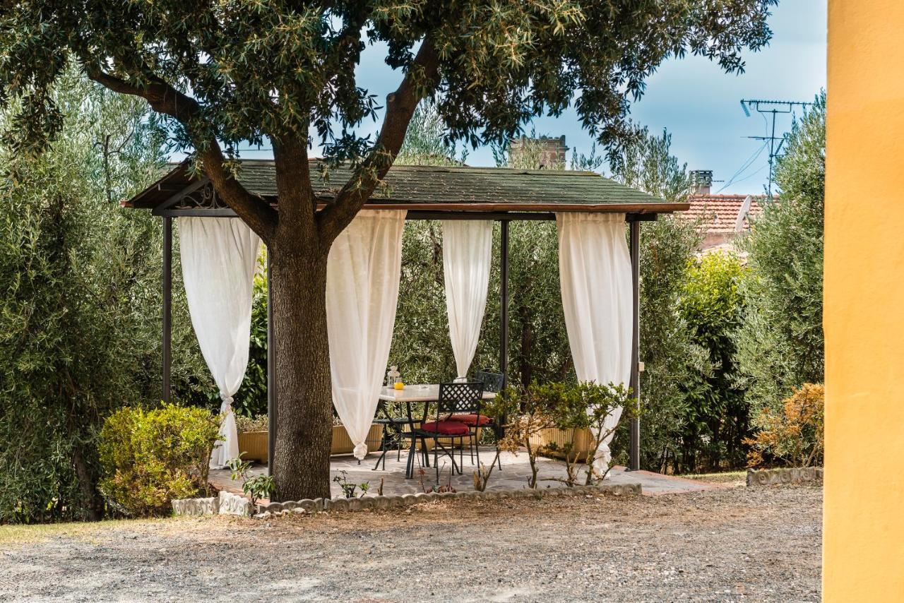 Agriturismo La Ghiraia サンタ・ルーチェ エクステリア 写真