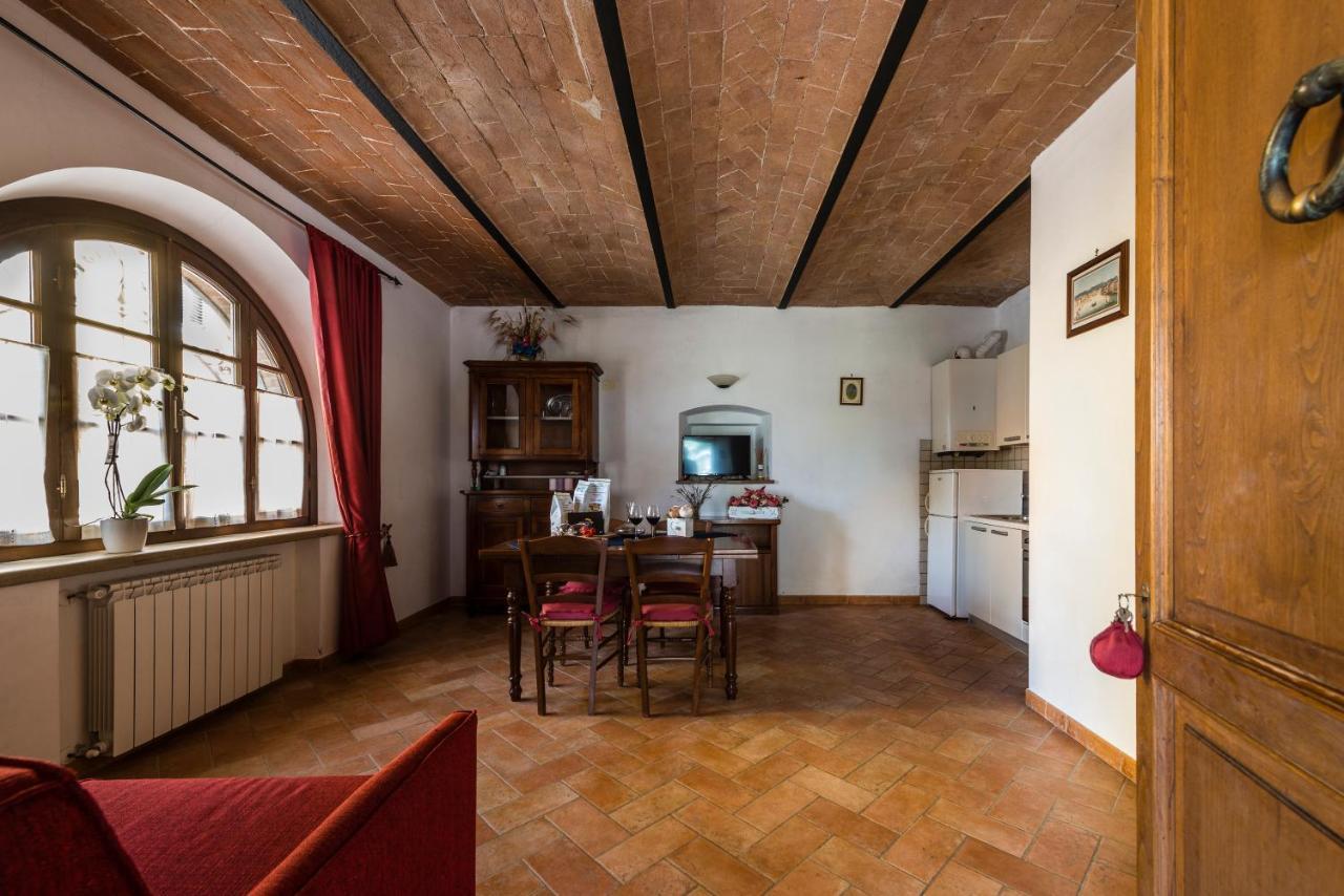 Agriturismo La Ghiraia サンタ・ルーチェ エクステリア 写真