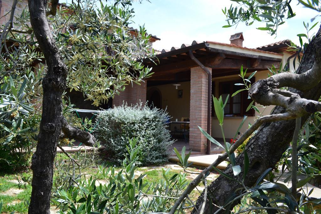 Agriturismo La Ghiraia サンタ・ルーチェ エクステリア 写真