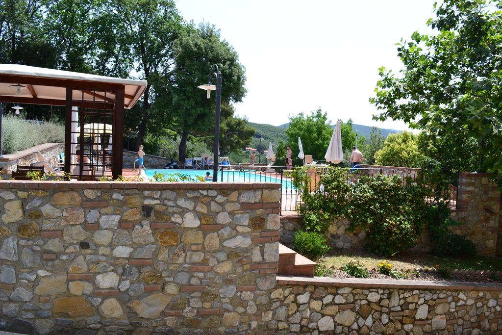 Agriturismo La Ghiraia サンタ・ルーチェ エクステリア 写真